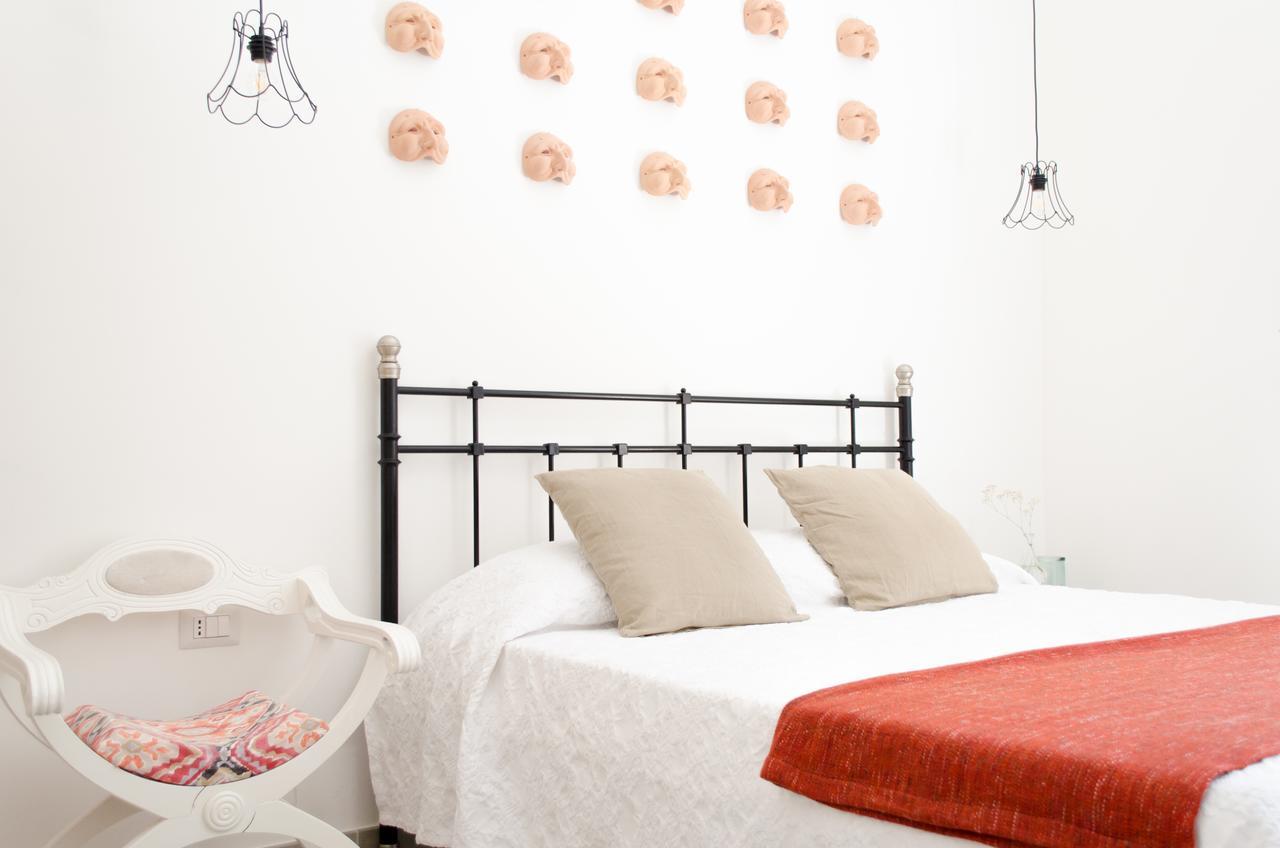 Civico10 Bed and Breakfast Napels Buitenkant foto